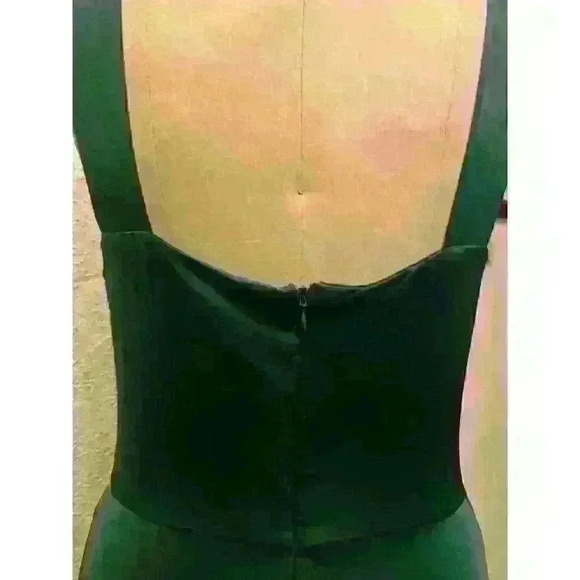 Love by Design Geneva V-neck Sleeveless Maxi Dress Hunter Green Dress Size M - Picture 11 of 12